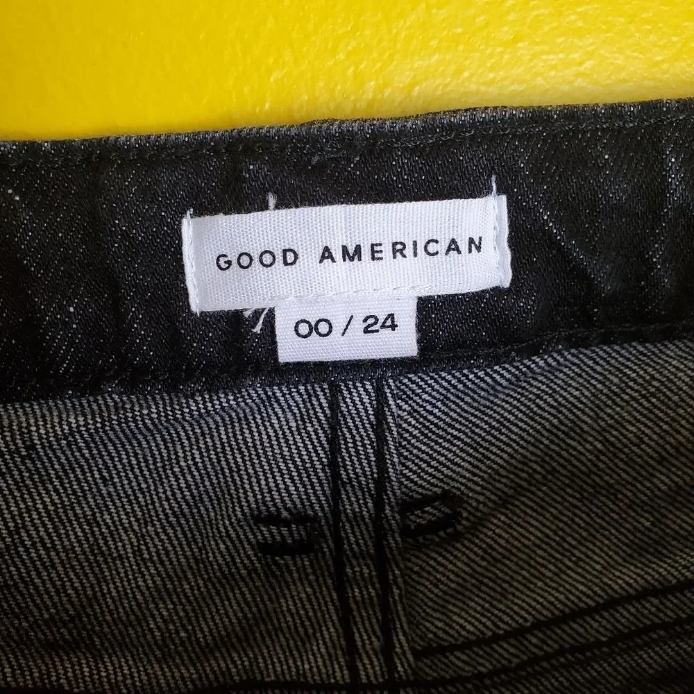 NWT Good American Bermuda Shorts Size 00/24